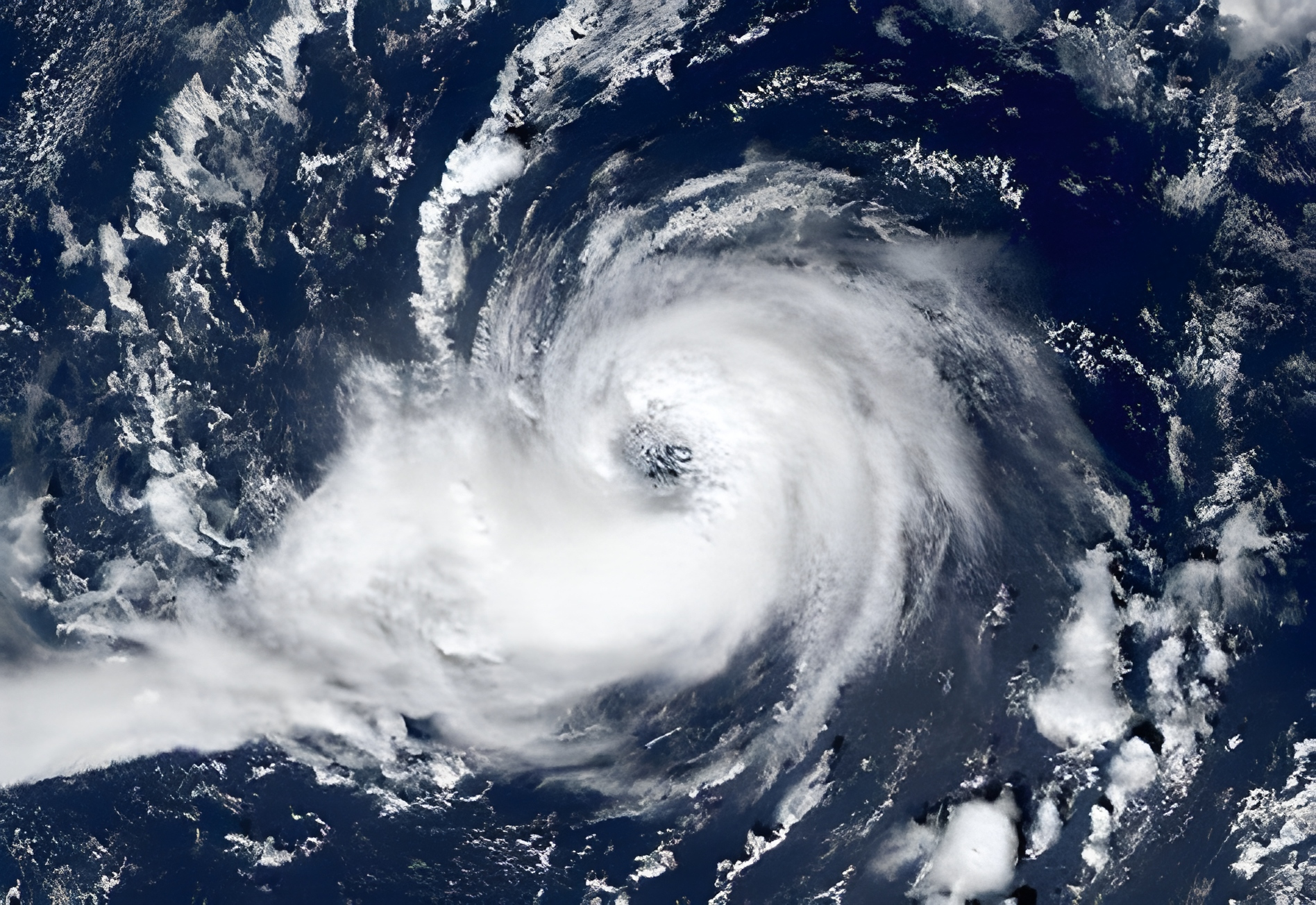 Advierten que Ian podría tocar FL con marejadas ciclónicas, inundaciones, fuertes vientos y otras condiciones climáticas