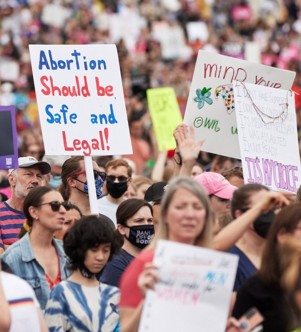 ¿Pesará en las elecciones la prohibición del aborto en Arizona?